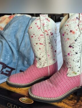 Cowgirl Boots Size 9